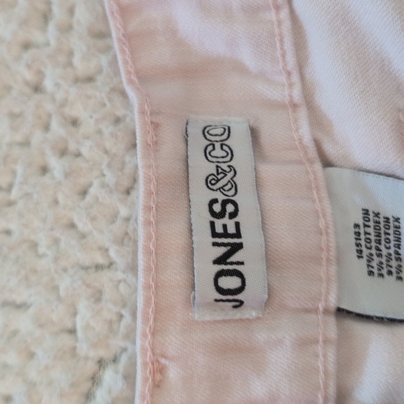Jones & Co | Light Pink Women's Shorts Cotton Blend - Picture 12 of 14